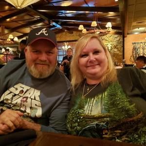 Meet your Posher, Phillip